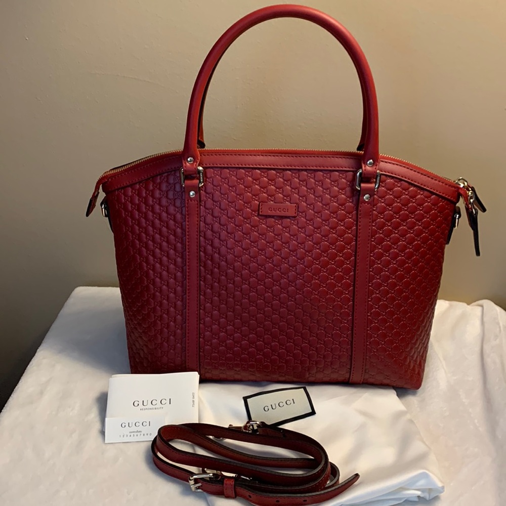 Gucci Microguccissima Leather bag